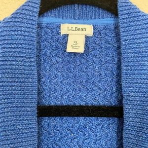 LL Bean Cardi 🌧